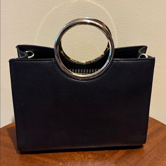 Kate Spade satchel Crossbody bag leather black goldtone round ring handles EUC - Picture 7 of 17